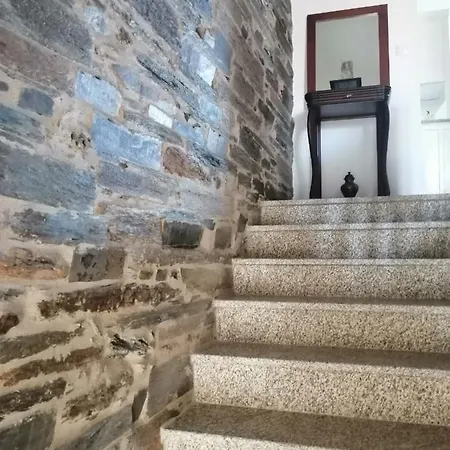 Casa Da Muralha *