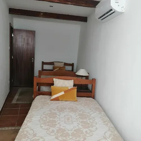 Casa Da Muralha Semesterbostad Vila Nova de Fozcoa
