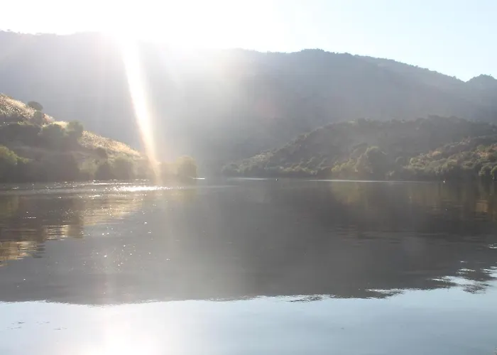 Casa Da Muralha 別荘 ヴィラ・ノーヴァ・デ・フォス・コア